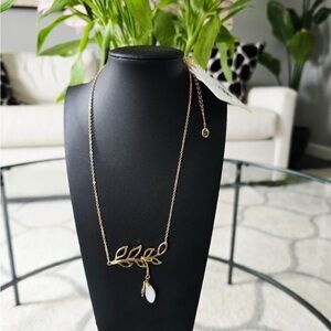 Elegant Gold Leaf Necklace with White Pendant NWT